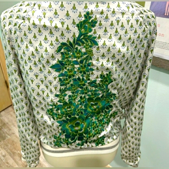 TINY EDITIONS For Anthropology | Silk Embroidered Bomber Jacket | Size Small - Picture 3 of 14